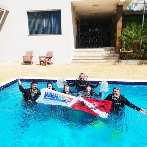 318403f6-b90a-4eab-8f69-ed023525be3c