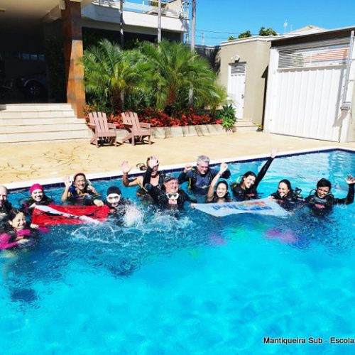 aa2fe938-cdd6-41d5-a070-9848566c1c51