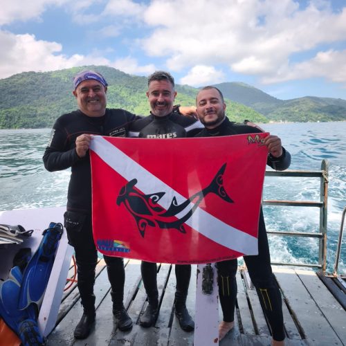 d2abad27-1b92-44c9-85c8-40d178dda67d